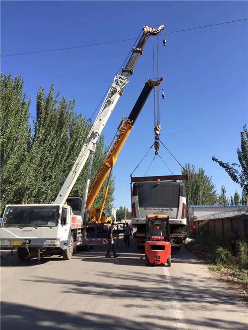 金州区港口集装箱搬运案例